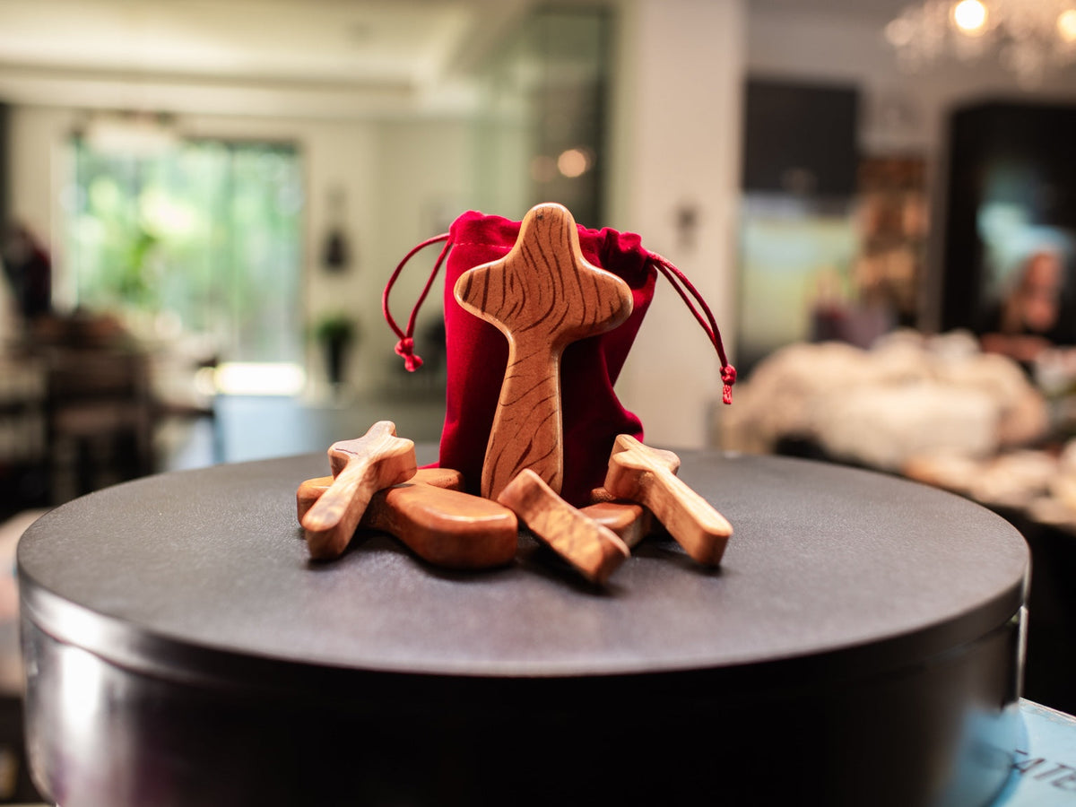Wooden comfort crosses with red gift pouch